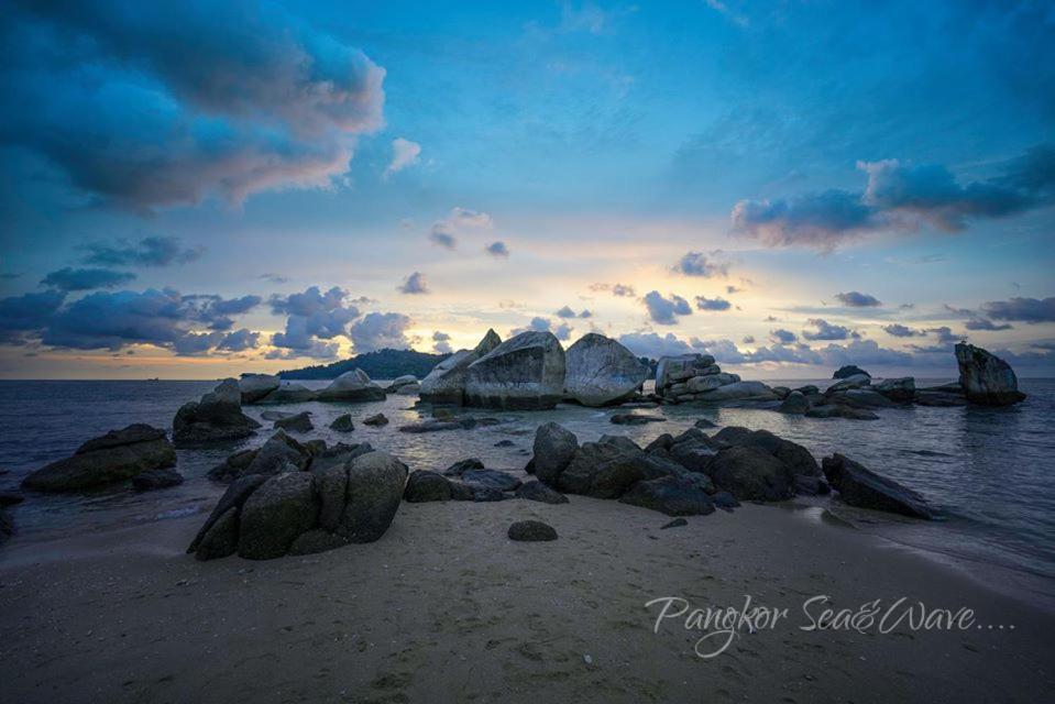 Sea & Wave #1 Coral Bay Apartment Pekan Pangkor Exteriör bild