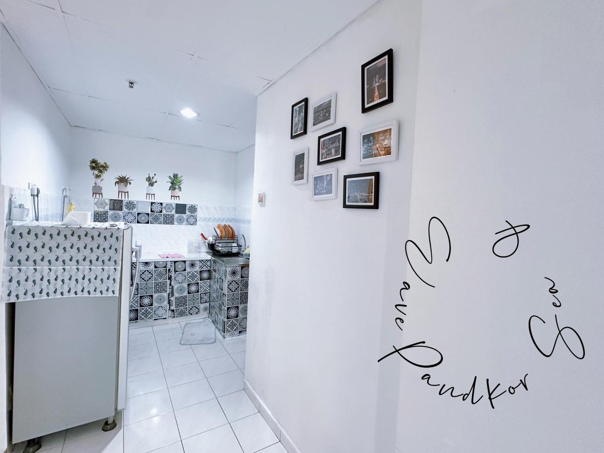 Sea & Wave #1 Coral Bay Apartment Pekan Pangkor Exteriör bild